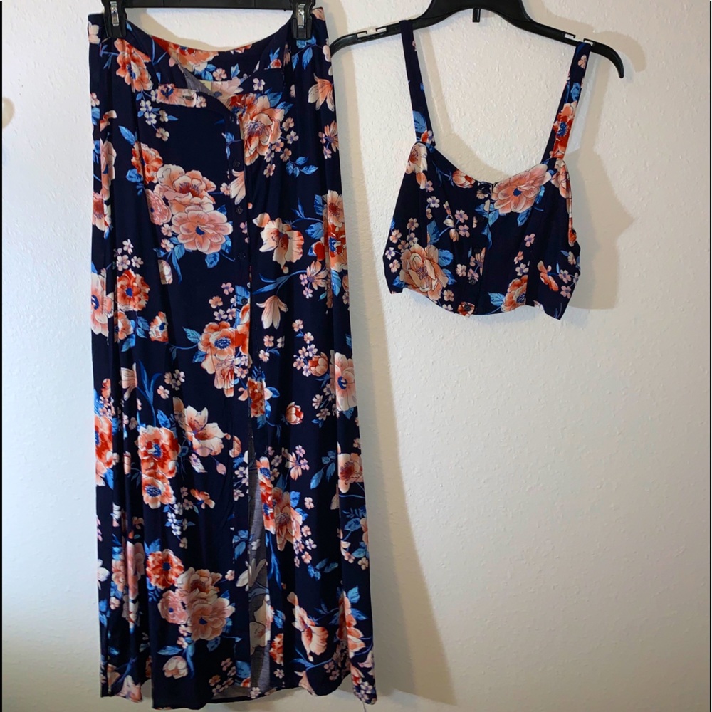 Tilly’s two piece floral set